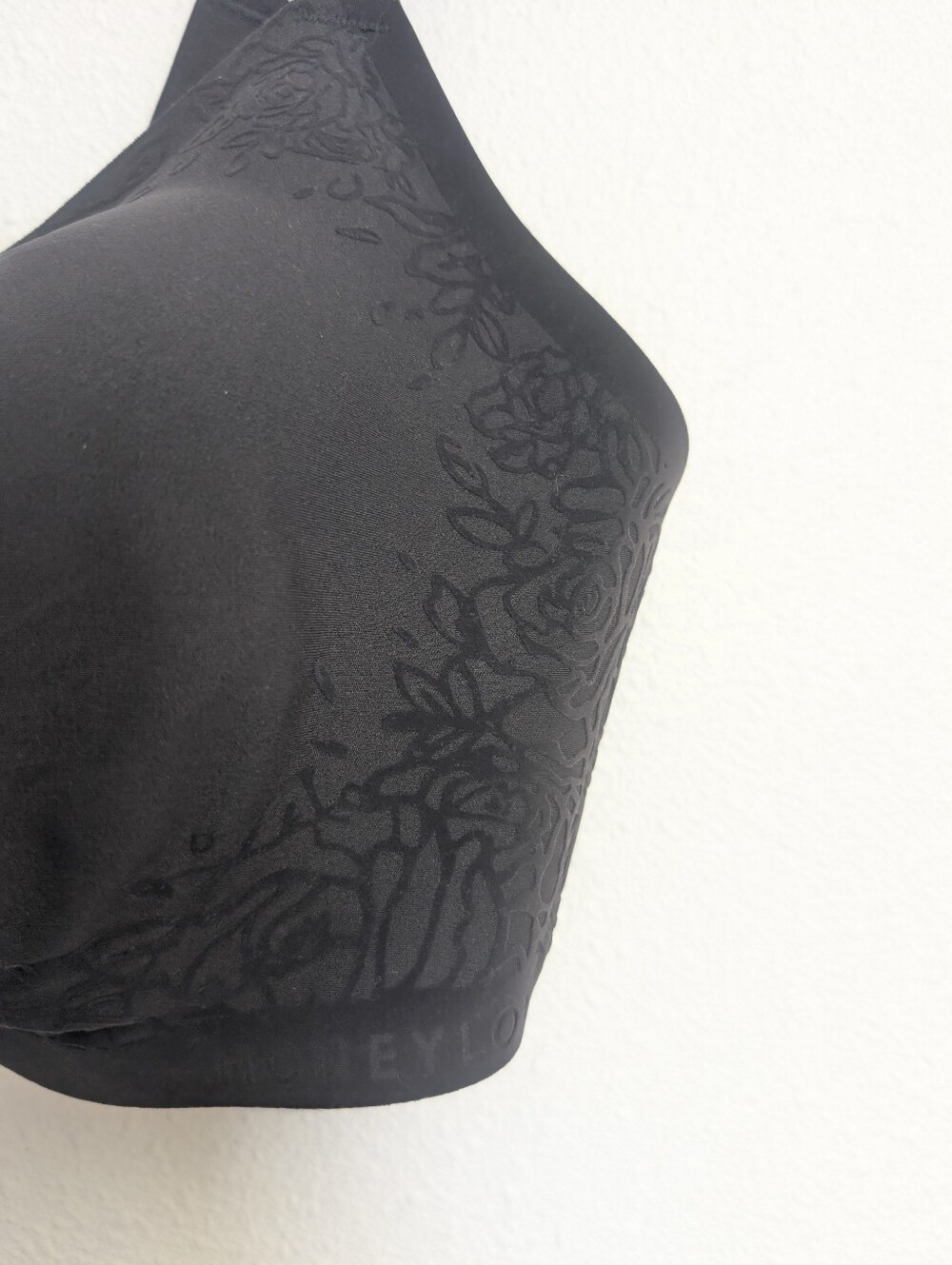 Honeylove Silhouette Roses Vamp Wireless Bra Black Velvet Size XL 38D/DD - Picture 6 of 8